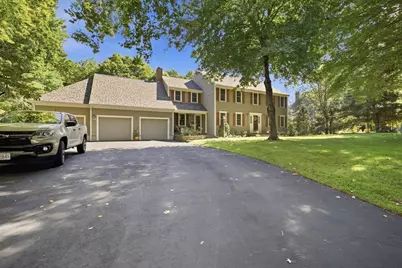 345 Grange Park, Bridgewater, MA 02324 - Photo 3