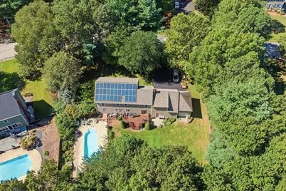 345 Grange Park, Bridgewater, MA 02324 - Photo 5