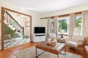 12 Claflin St, Attleboro, MA 02703 - Photo 7