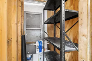 10 Melvin Ave, Boston, MA 02135 - Photo 43