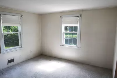 255 Pleasant Street, Lunenburg, MA 01462 - Photo 9