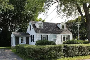 255 Pleasant St, Lunenburg, MA 01462 - Photo 17