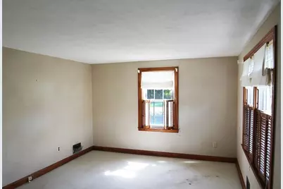 255 Pleasant Street, Lunenburg, MA 01462 - Photo 7