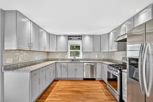 136 W Squantum St, Quincy, MA 02171 - Photo 5