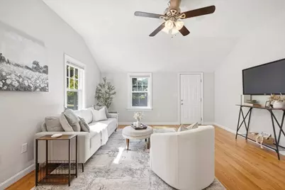 37 Brook, Mansfield, MA 02048 - Photo 9