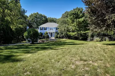 18 Pilgrim Rd, Ashland, MA 01721 - Photo 5