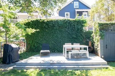 25 Bexley Rd, Boston, MA 02131 - Photo 25