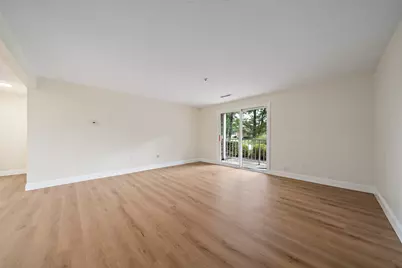 18 Kingswood Dr #5, Abington, MA 02351 - Photo 11
