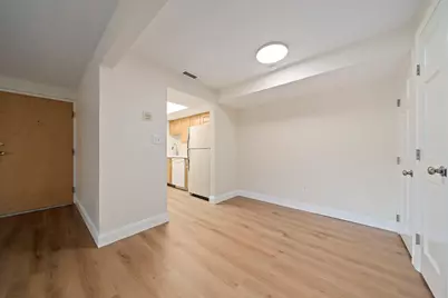 18 Kingswood Dr #5, Abington, MA 02351 - Photo 9
