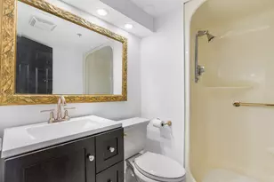 250 Hammond Pond Parkway, Newton, MA 02467 - Photo 15