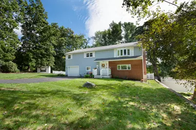 4 Carter Rd, Worcester, MA 01609 - Photo 1