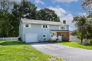 4 Carter Rd, Worcester, MA 01609 - Photo 1
