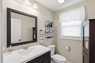 5 Fairview Rd, Peabody, MA 01960 - Photo 15