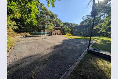 10 Flaxfield Rd, Dudley, MA 01571 - Photo 7