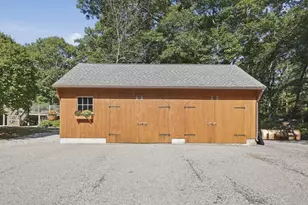 10 Flaxfield Rd, Dudley, MA 01571 - Photo 27