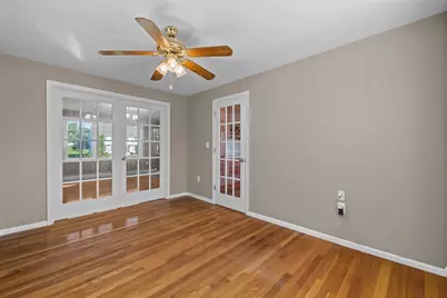 71 Nichols St, Holden, MA 01522 - Photo 9