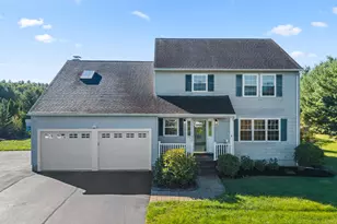 71 Nichols St, Holden, MA 01522 - Photo 1