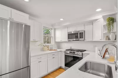 4 Concord Avenue, Boston, MA 02129 - Photo 11