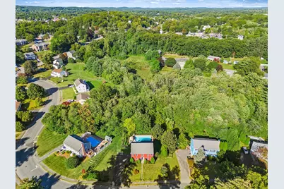 39 Harriman Road, Hudson, MA 01749 - Photo 3