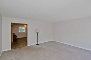 20 Lawrence Ave, South Hadley, MA 01075 - Photo 11