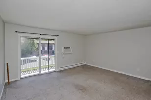 20 Lawrence Ave, South Hadley, MA 01075 - Photo 9