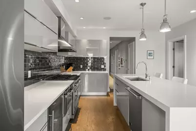 407 W First St #302, Boston, MA 02127 - Photo 3