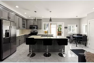 108 Maple St, Lynn, MA 01904 - Photo 3