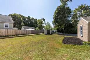 108 Maple St, Lynn, MA 01904 - Photo 35