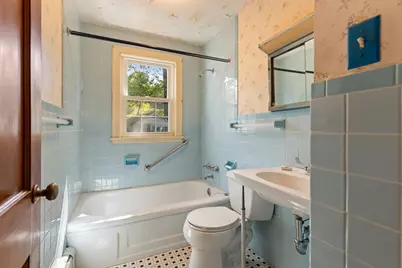 40 Valentine Rd, Arlington, MA 02476 - Photo 23