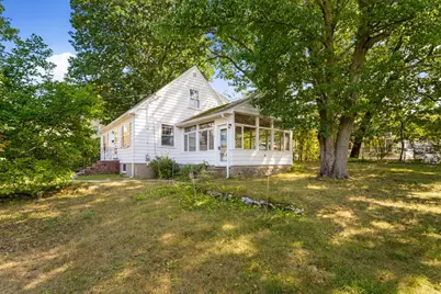 40 Valentine Rd, Arlington, MA 02476 - Photo 3