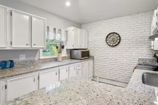 68 Leonard St, Norton, MA 02766 - Photo 5