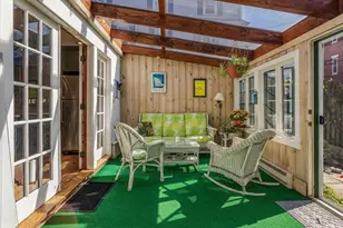 16 Common St, Boston, MA 02129 - Photo 7