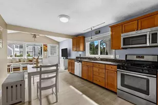20 Off Conwell St, Provincetown, MA 02657 - Photo 5