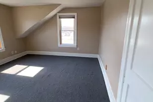 47 Edgewater Ave, Shrewsbury, MA 01545 - Photo 5