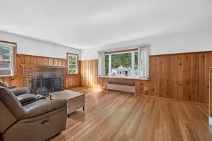 539 Summer Pl, Blackstone, MA 01504 - Photo 5
