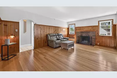 539 Summer Pl, Blackstone, MA 01504 - Photo 3