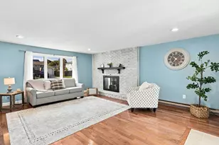 32 Alvin St, Methuen, MA 01844 - Photo 5