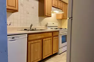 9 Irving St, Medford, MA 02155 - Photo 1