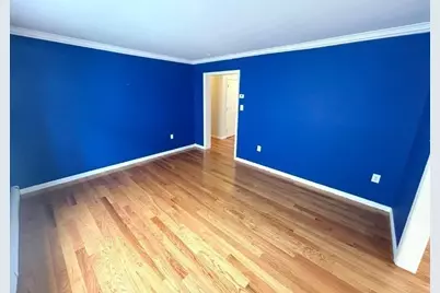 9 Irving St #1, Medford, MA 02155 - Photo 7