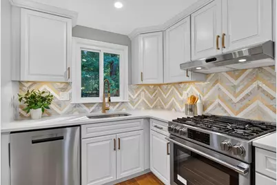 2 Blossom Dr, Billerica, MA 01821 - Photo 11