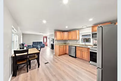 176 Lakeview Street, Tewksbury, MA 01876 - Photo 9