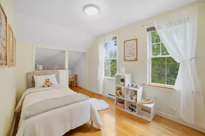 550 Sunderland Road, Worcester, MA 01604 - Photo 15