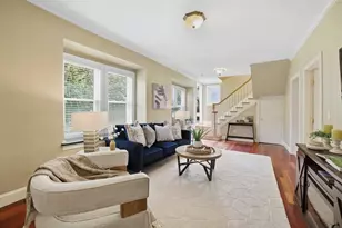 550 Sunderland Rd, Worcester, MA 01604 - Photo 1