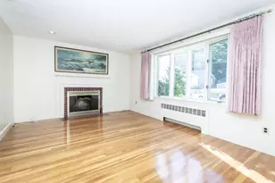 6 Albert St, Waltham, MA 02453 - Photo 3