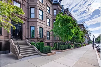 144 Commonwealth Ave #4, Boston, MA 02116 - Photo 1