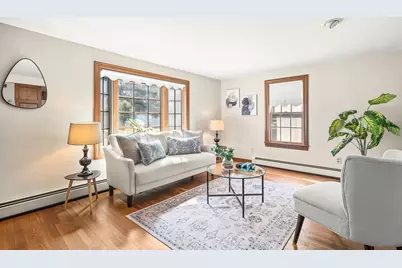 12 Leo Ave, Dracut, MA 01826 - Photo 5