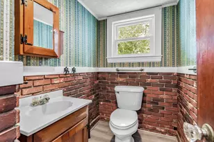 17 Windsor St, Methuen, MA 01844 - Photo 21