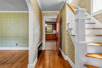 17 Windsor Street, Methuen, MA 01844 - Photo 9