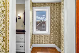 17 Windsor St, Methuen, MA 01844 - Photo 27