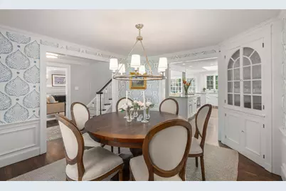 4 Woodlawn Oval, Wellesley, MA 02481 - Photo 11